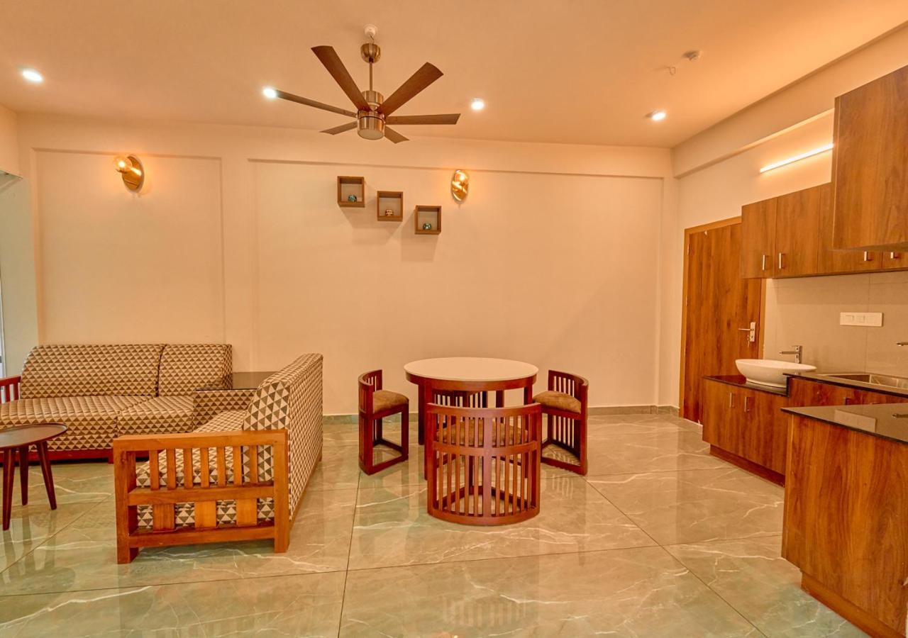 Glen Castle Vagamon Pool Resort By Voye Homes Extérieur photo