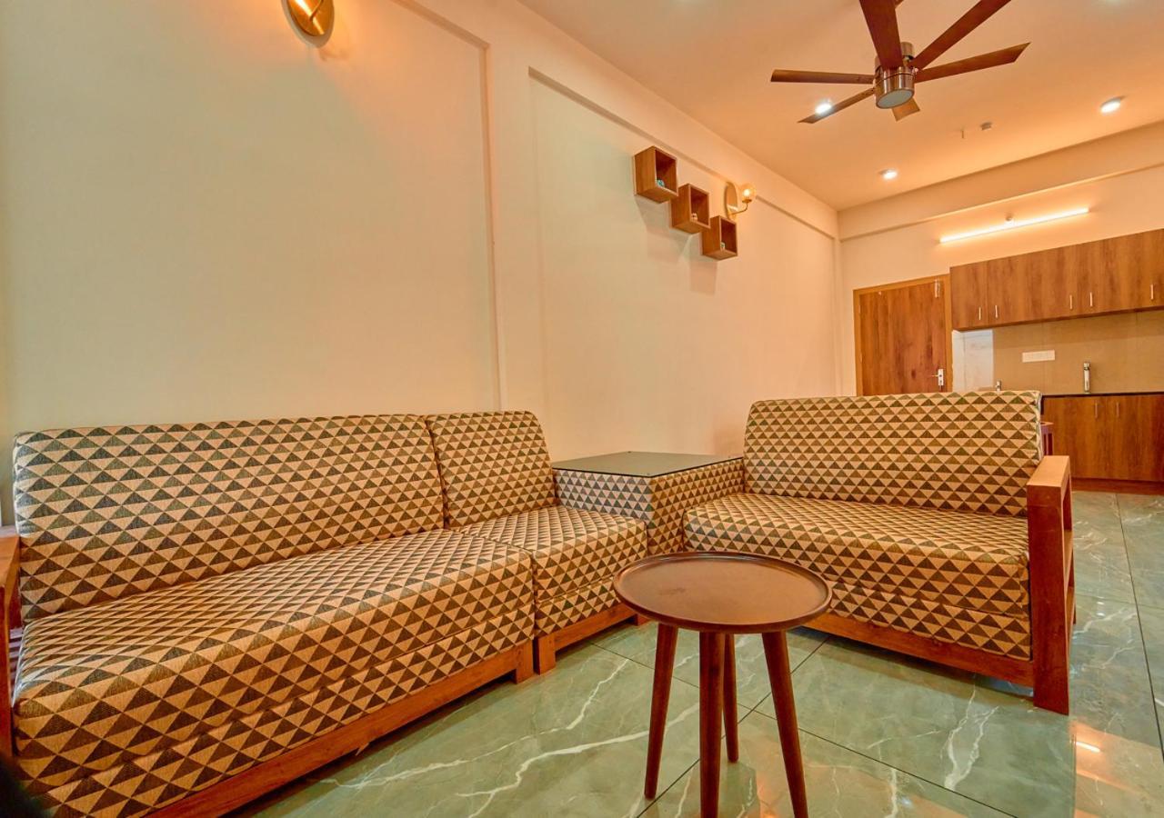 Glen Castle Vagamon Pool Resort By Voye Homes Extérieur photo