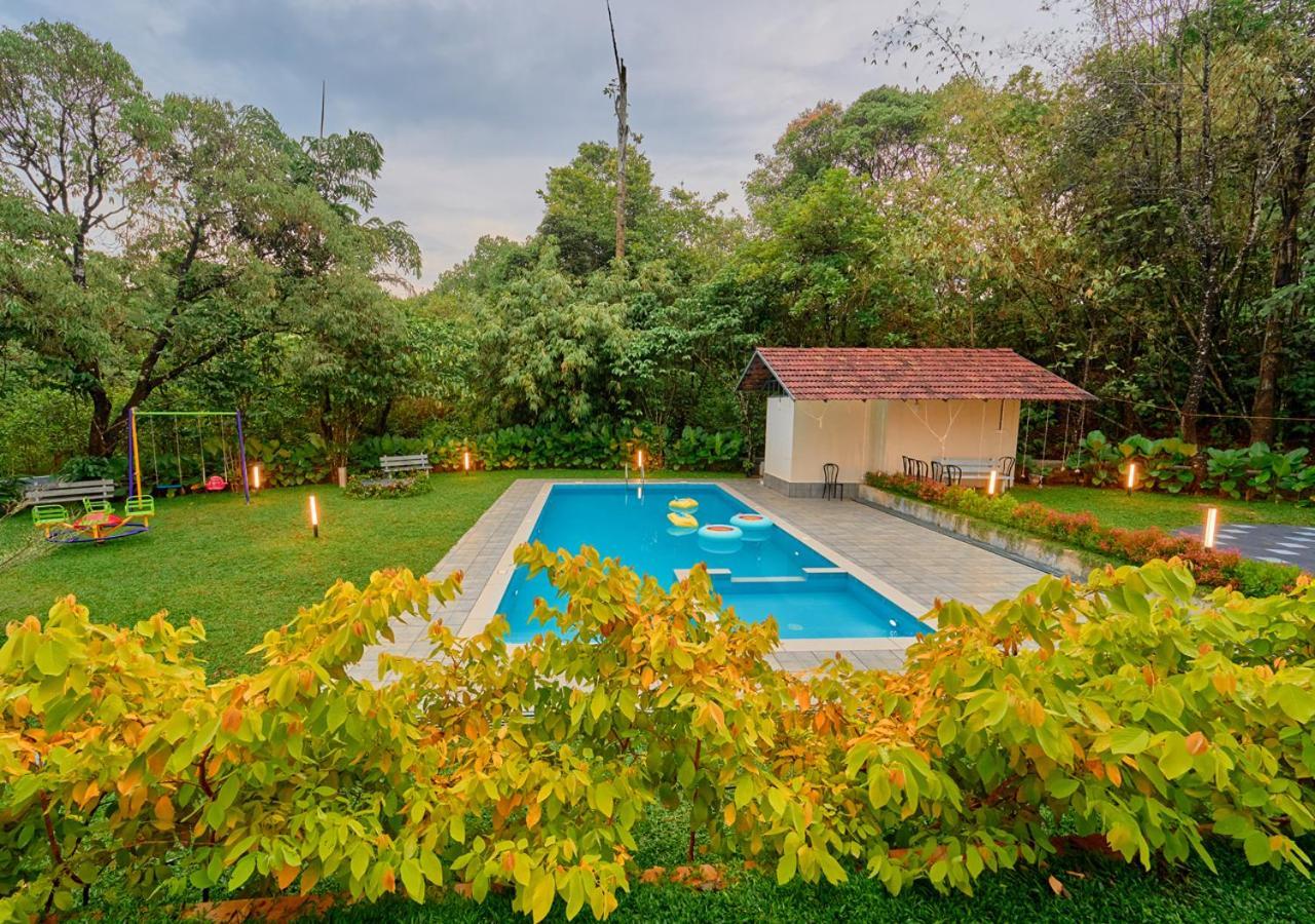Glen Castle Vagamon Pool Resort By Voye Homes Extérieur photo